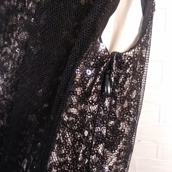 Top - Picture 7 of 8